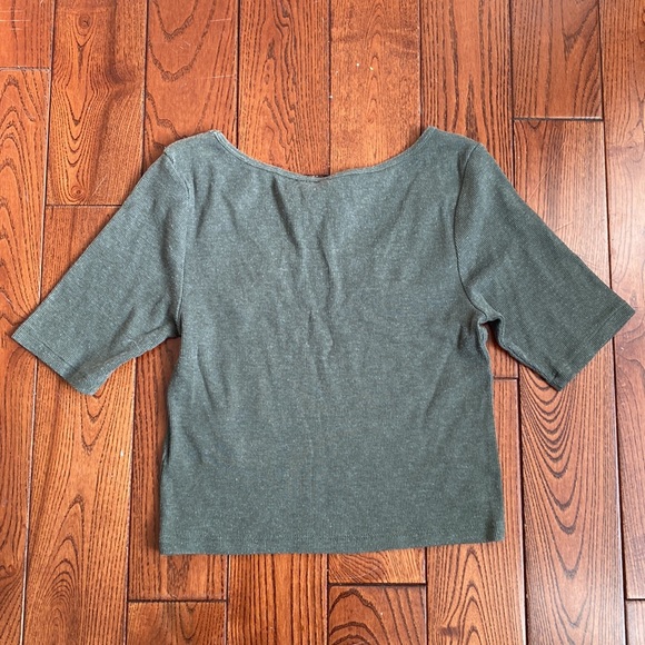 H&M Crop - Picture 2 of 3